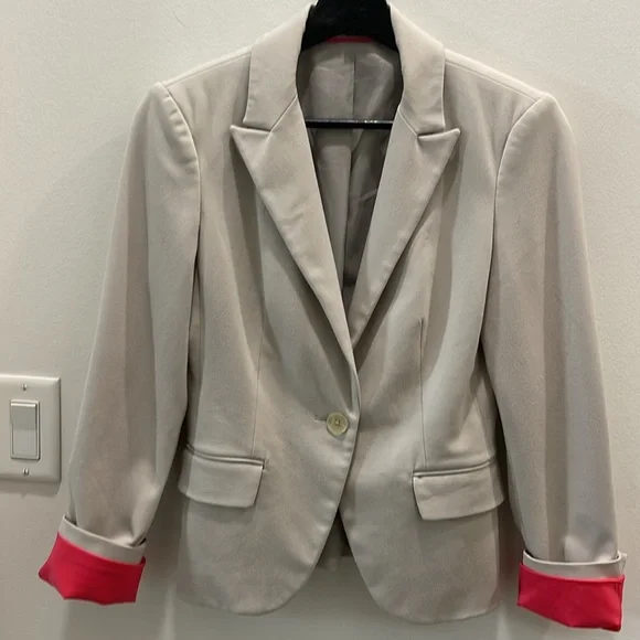 Express - Picture 4 of 6